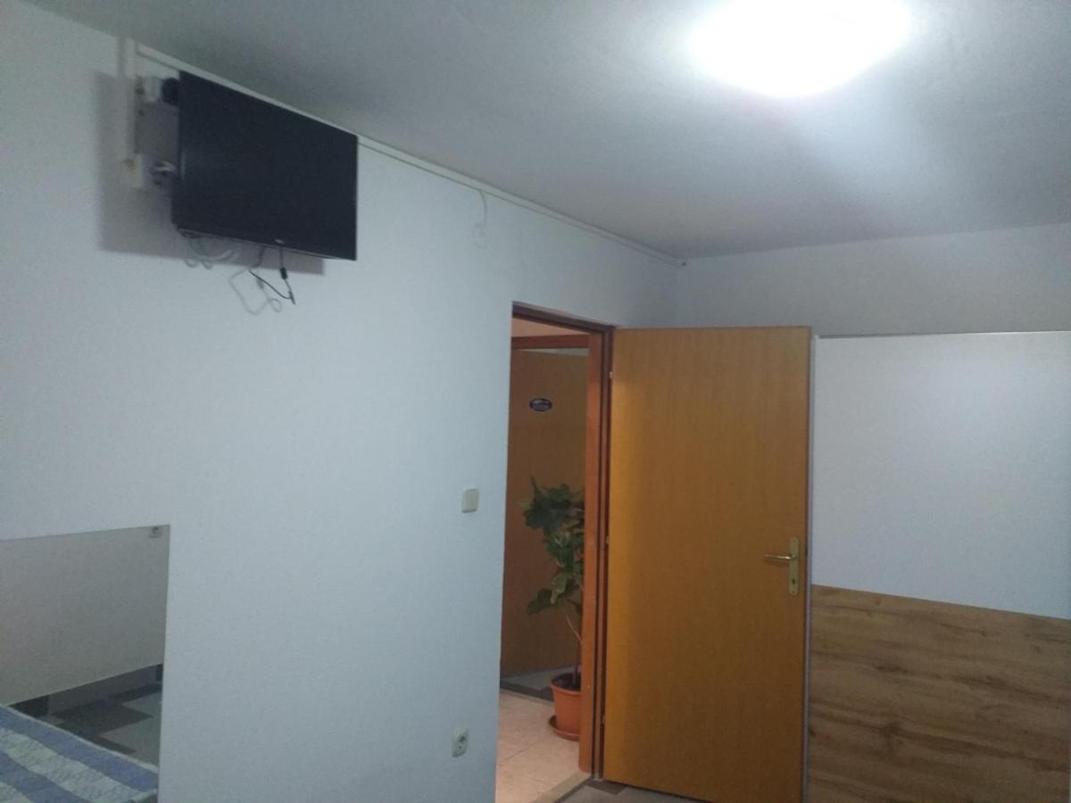 Apartmani Branka Rtina Esterno foto
